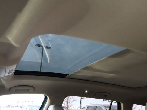 Used 2023 Volkswagen Atlas SEL Premium image 20