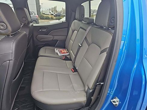 Used 2024 Chevrolet Colorado ZR2 w/ ZR2 Convenience Package III image 15