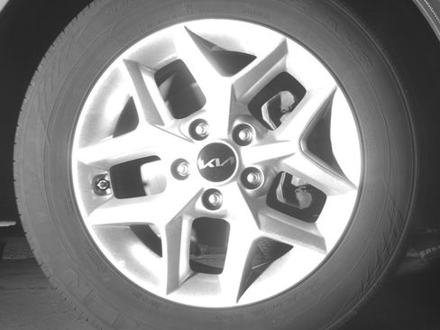 Used 2025 Kia Soul LX w/ LX Technology Package image 20