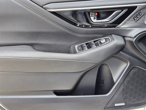 Used 2022 Subaru Legacy Limited image 11