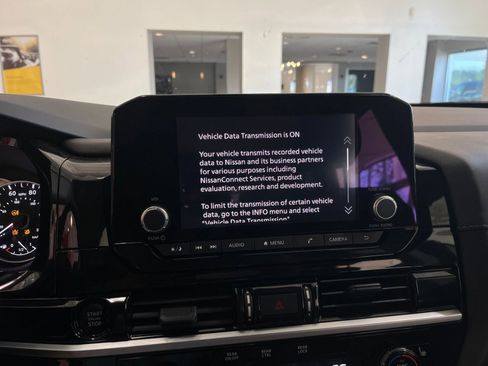 Used 2025 Nissan Pathfinder SV image 20