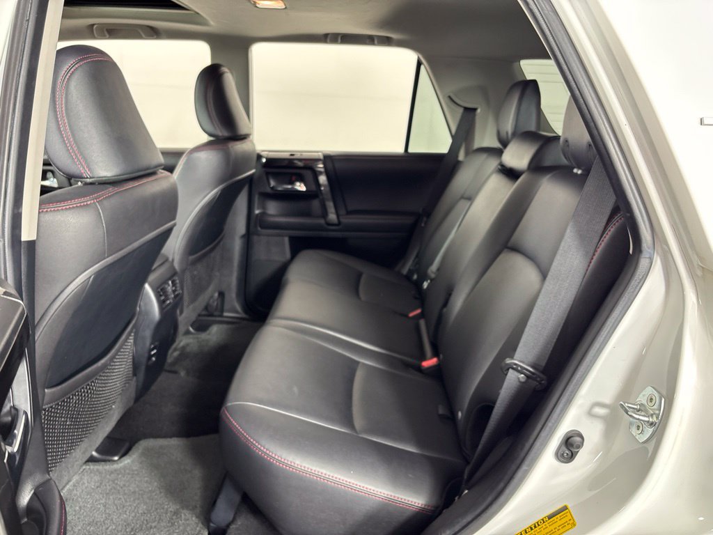 Used 2018 Toyota 4Runner TRD Off-Road Premium AWD/4WD image 22