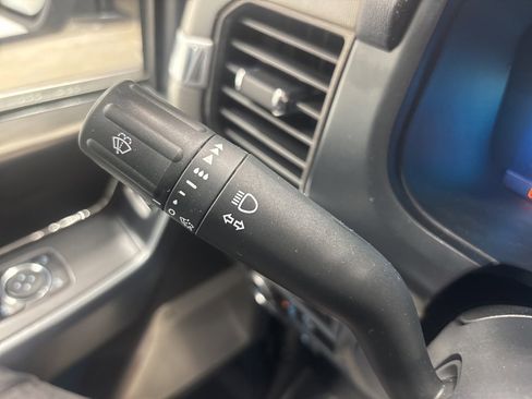 Used 2024 Ford F150 Lariat w/ Equipment Group 502A High image 34