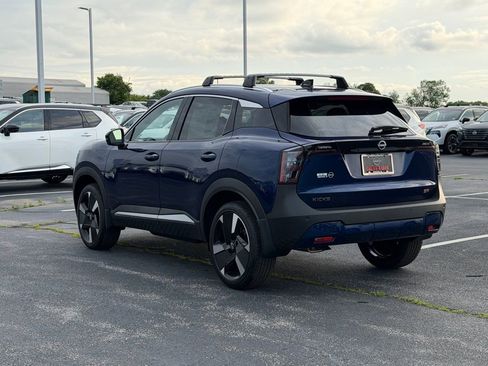 New 2026 Nissan Kicks SR w/ Cold Weather Package FWD image 6