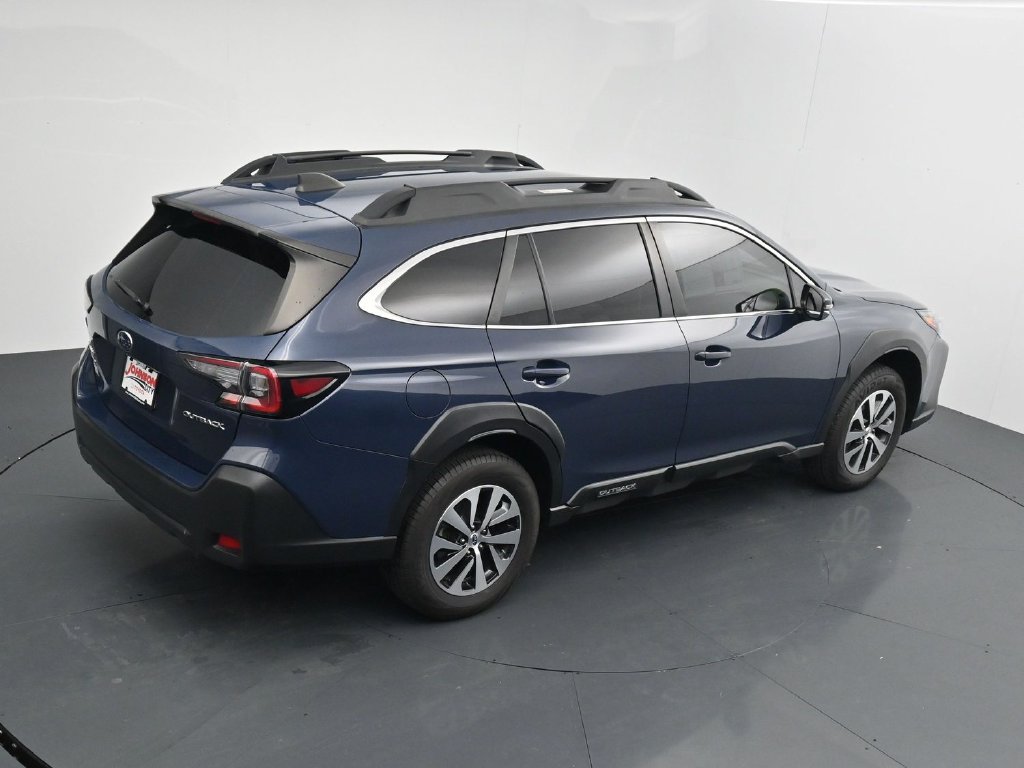 Used 2024 Subaru Outback Premium AWD/4WD image 30