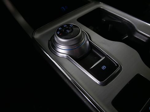 Used 2022 Ford Edge SEL w/ Convenience Package image 23