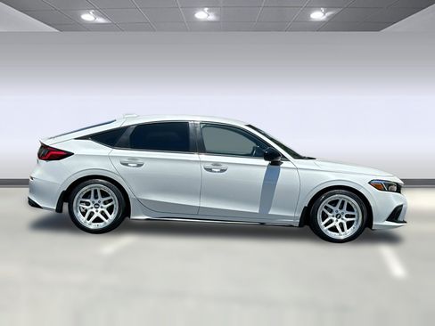 Used 2022 Honda Civic Sport image 8