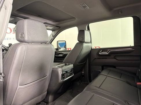 Used 2024 Chevrolet Silverado 2500 LTZ w/ LTZ Premium Package AWD/4WD image 13