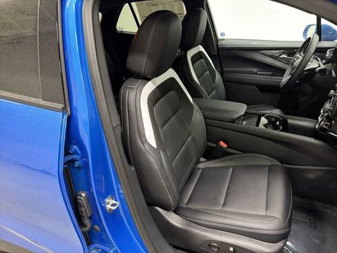 New 2026 Chevrolet Blazer EV LT image 18