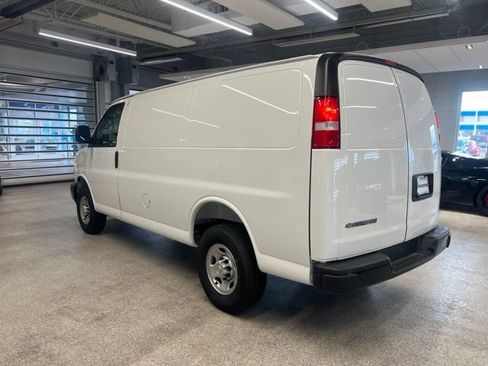 New 2026 Chevrolet Express 2500 w/ Driver Convenience Package RWD image 9