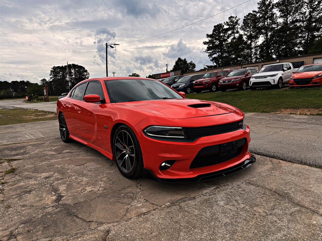 Used 2016 Dodge Charger R/T Scat Pack w/ Beats Audio Group RWD image 3