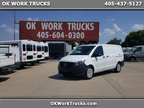 Used 2018 Mercedes-Benz Metris image 1