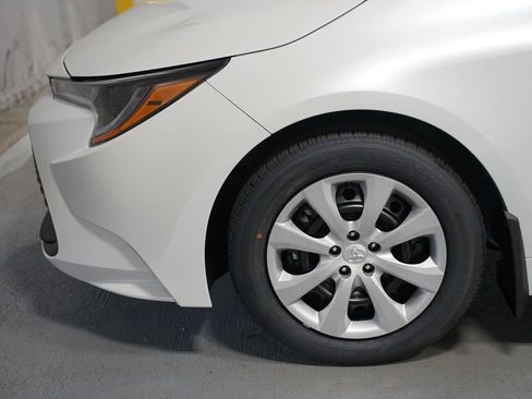 New 2026 Toyota Corolla LE image 5