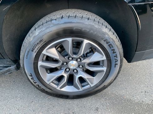 Used 2023 Chevrolet Tahoe LT w/ LT Signature Package image 11