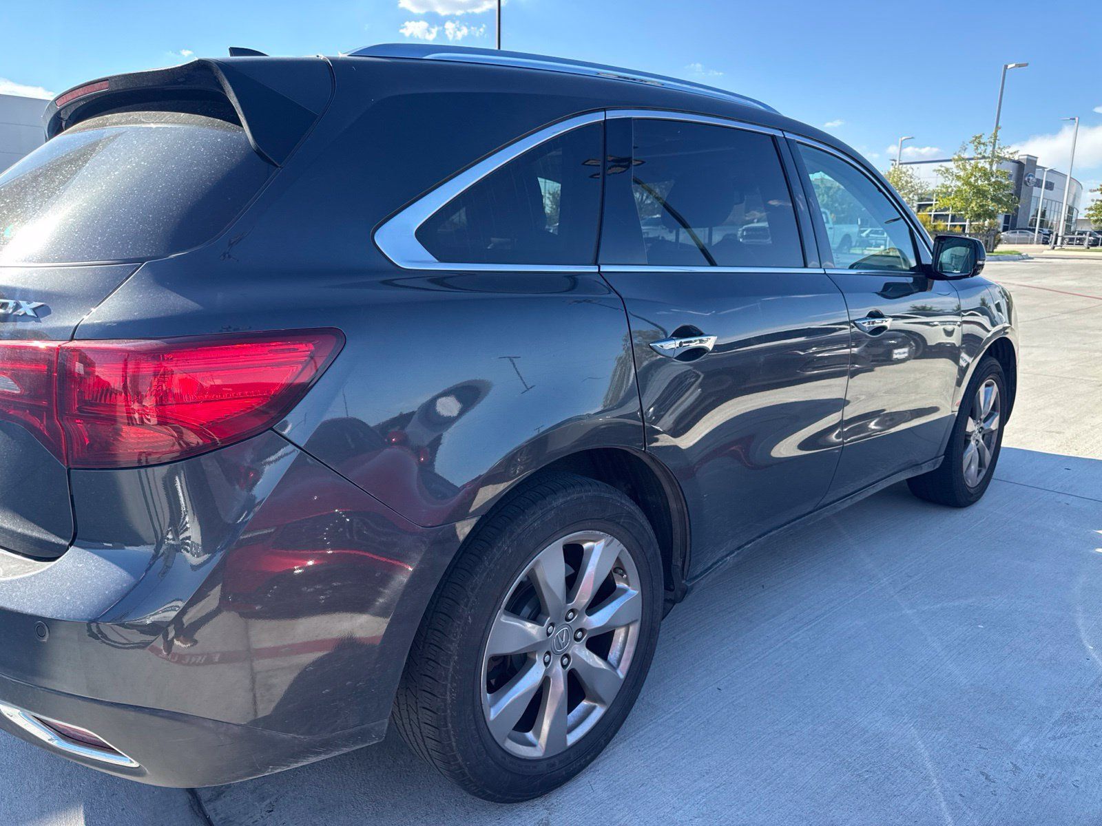Used 2015 Acura MDX w/ Advance & Entertainment Pkg FWD image 5