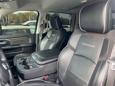 Used 2023 RAM 2500 Laramie AWD/4WD image 9