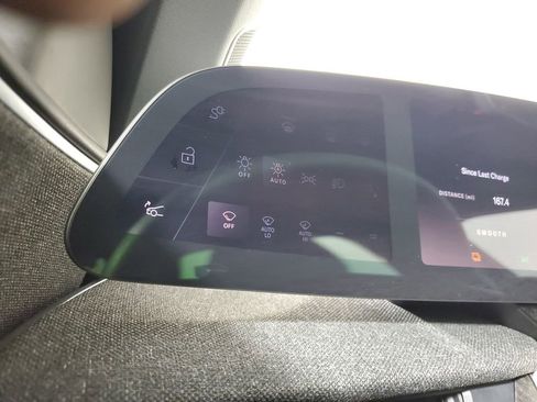Used 2025 Lucid Air Pure RWD image 34