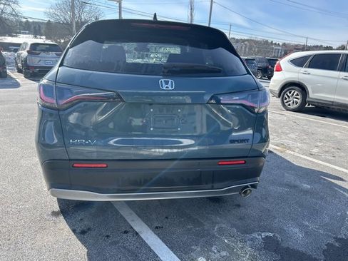 Certified 2023 Honda HR-V Sport image 6