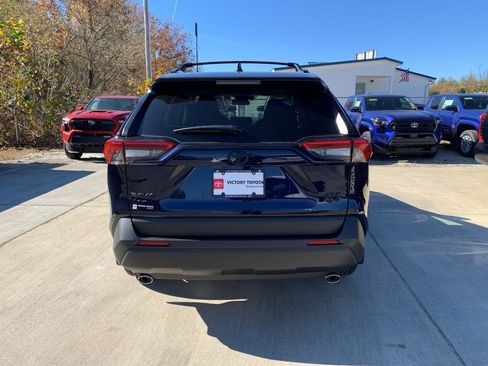 New 2025 Toyota RAV4 XLE image 5