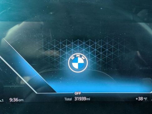 Used 2023 BMW X1 xDrive28i w/ Premium Package image 9