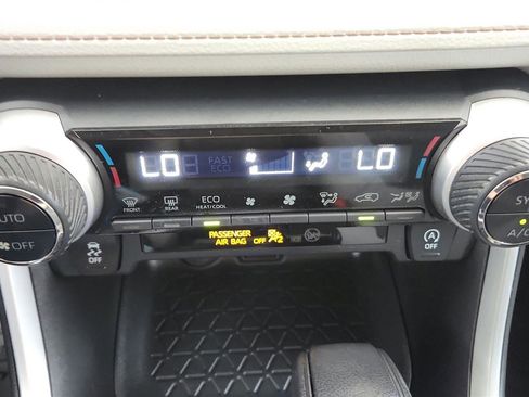 Certified 2021 Toyota RAV4 XLE image 60