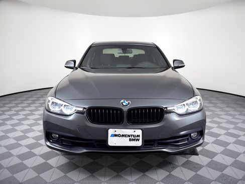 Used 2018 BMW 330i Sedan w/ Convenience Package RWD image 6