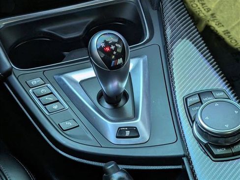 Used 2017 BMW M4 Coupe image 12