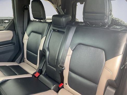 Used 2024 Ford Bronco Wildtrak AWD/4WD image 13