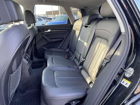 Used 2020 Audi Q5 e Premium Plus AWD/4WD image 3