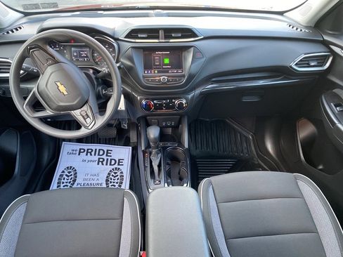 Used 2021 Chevrolet TrailBlazer LS image 18