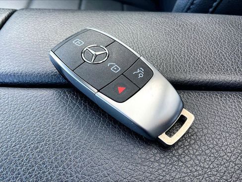 Used 2023 Mercedes-Benz GLE 350 image 14