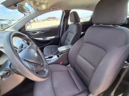 Used 2024 Chevrolet Malibu LT FWD image 11