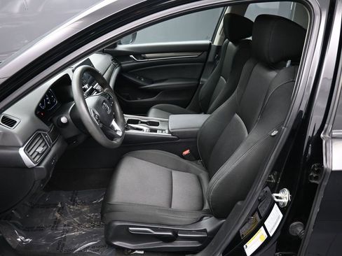 Certified 2019 Honda Accord LX image 18