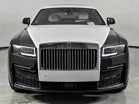 Used 2022 Rolls-Royce Ghost AWD/4WD image 5