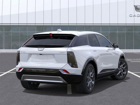 New 2026 Cadillac Optiq Luxury 1 image 4
