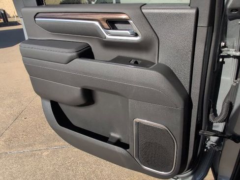 New 2026 Chevrolet Silverado 2500 LT w/ Trail Boss Package image 9