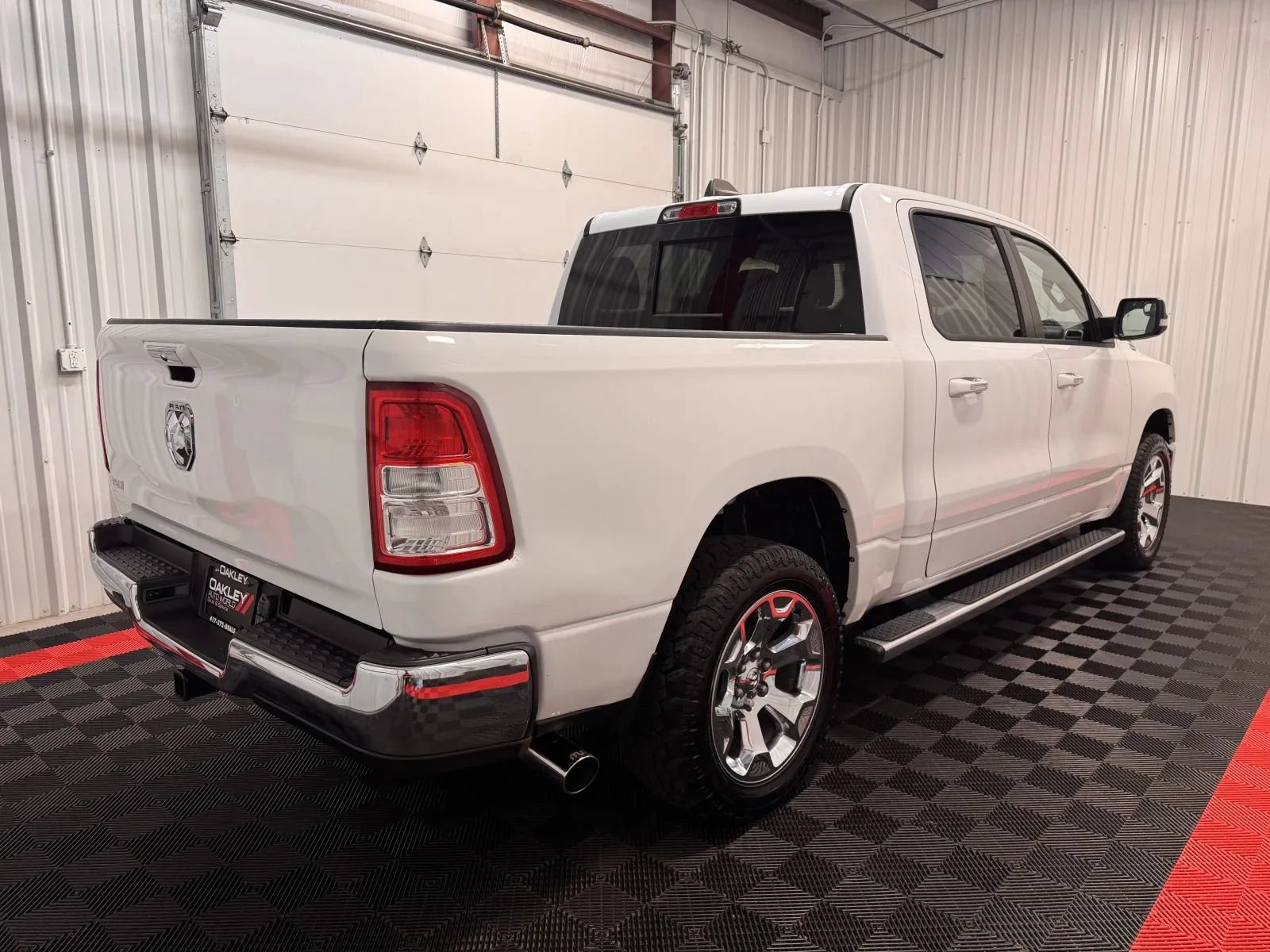 Used 2019 RAM 1500 Big Horn AWD/4WD image 3