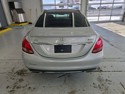 Used 2018 Mercedes-Benz C 300 4MATIC Sedan image 4