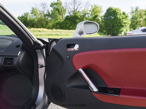 Used 2008 Saturn Sky Red Line RWD image 32