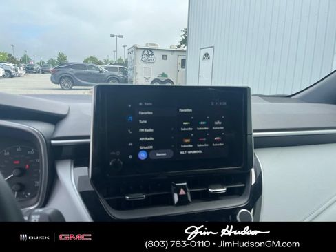 Used 2025 Toyota Corolla SE FWD image 11