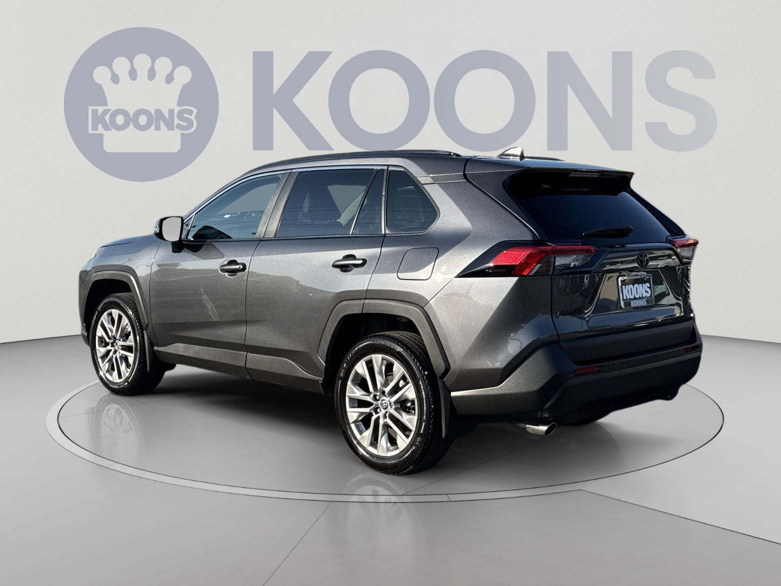 Used 2024 Toyota RAV4 XLE Premium w/ Weather Package AWD/4WD image 4