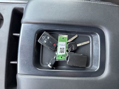 Used 2017 Chevrolet Silverado 2500 LT w/ LT Convenience Package image 33