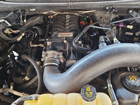 Used 2020 Ford F150 Lariat w/ Equipment Group 502A Luxury AWD/4WD image 30