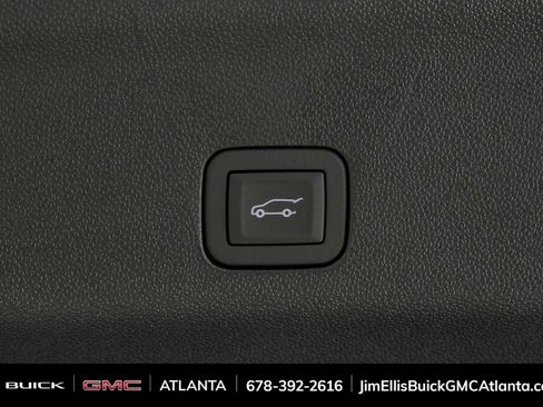 New 2026 GMC Yukon Denali w/ Denali Reserve Package AWD/4WD image 34