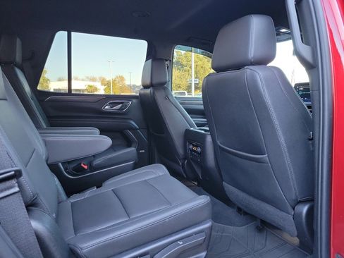 Used 2023 Chevrolet Tahoe Z71 w/ Luxury Package image 33