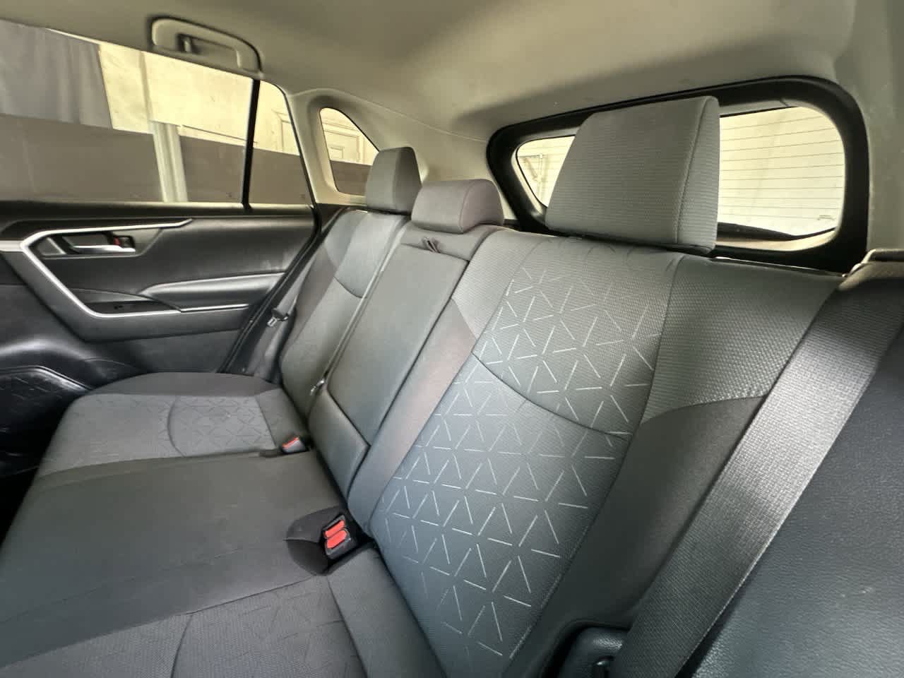 Used 2024 Toyota RAV4 XLE FWD image 22