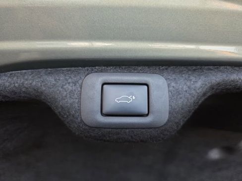 Certified 2025 Lexus ES 300h w/ Premium Package image 13