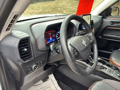 Certified 2021 Ford Bronco Sport Outer Banks w/ Outer Banks Package image 14