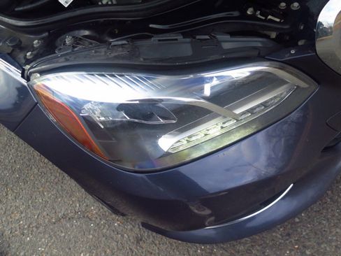 Used 2014 Mercedes-Benz E 350 4MATIC Sedan image 37