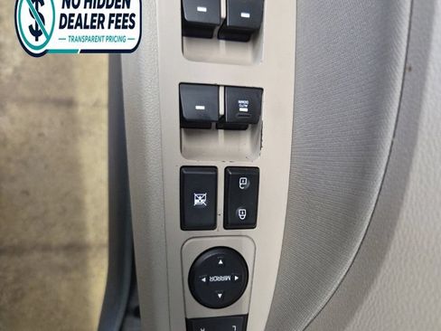 Used 2020 Hyundai Elantra SEL FWD image 23
